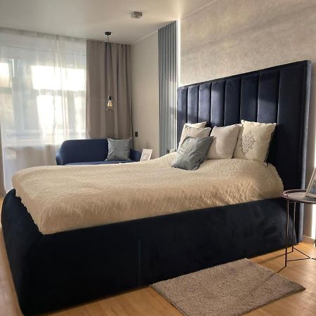 Citadel Vip Apartment إلفيف المظهر الخارجي الصورة