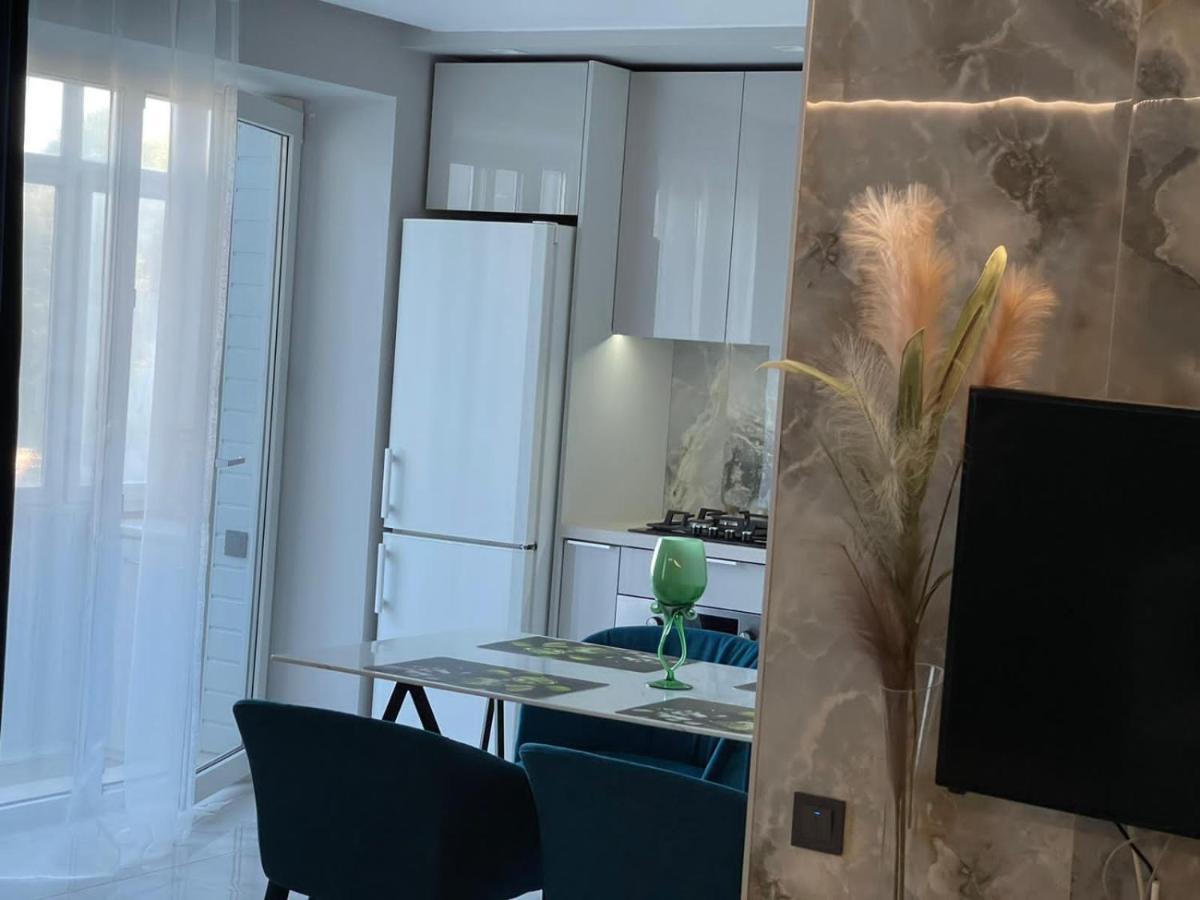 Citadel Vip Apartment إلفيف المظهر الخارجي الصورة