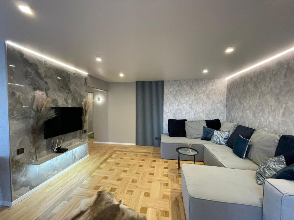 Citadel Vip Apartment إلفيف المظهر الخارجي الصورة